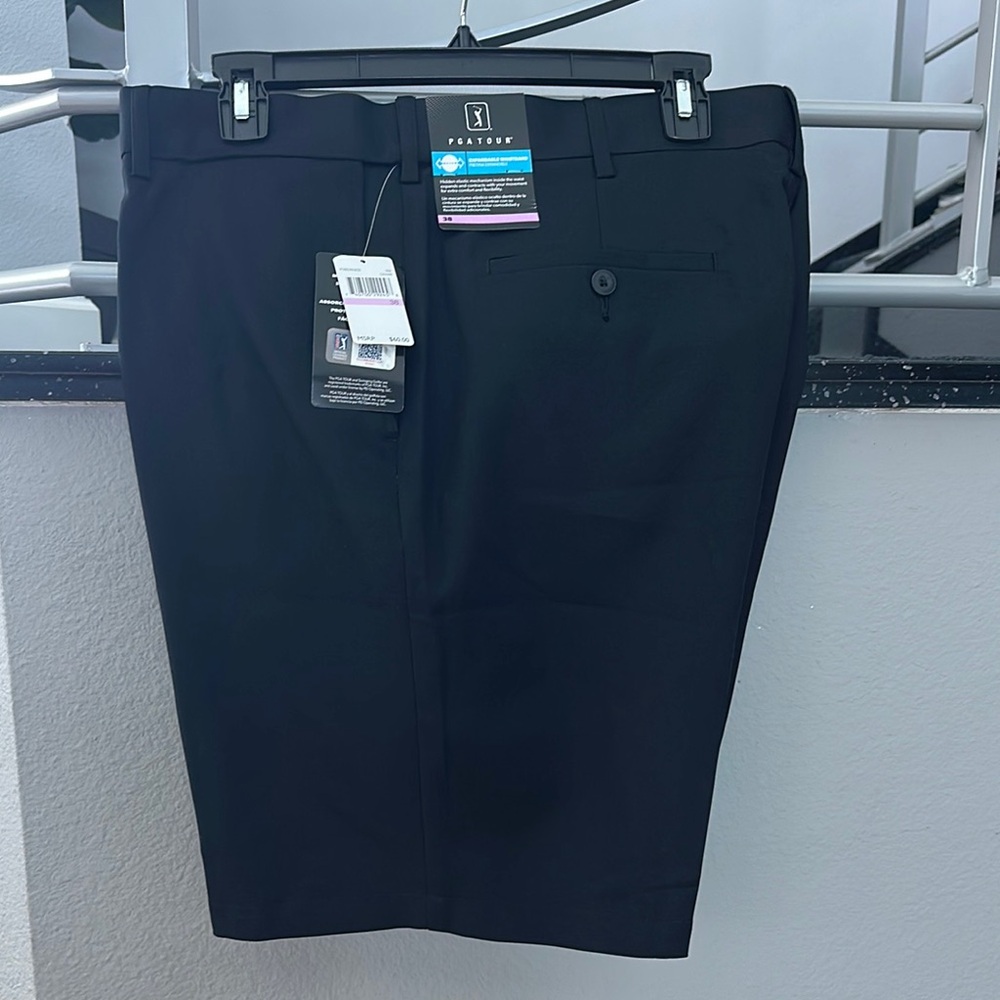 PGA Tour Black Flat Front Shorts size 38 NWT